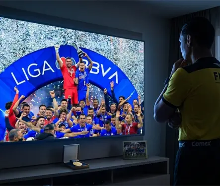 Campe&oacute;n con Cruz Azul en 2021 ahora es &aacute;rbitro profesional