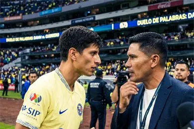 Se est&aacute;n peleando: El reclamo de J&uuml;rgen Damm al Cantante Guerrero