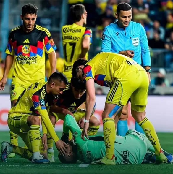 Escalofriante: las im&aacute;genes del momento de la lesi&oacute;n de Malag&oacute;n