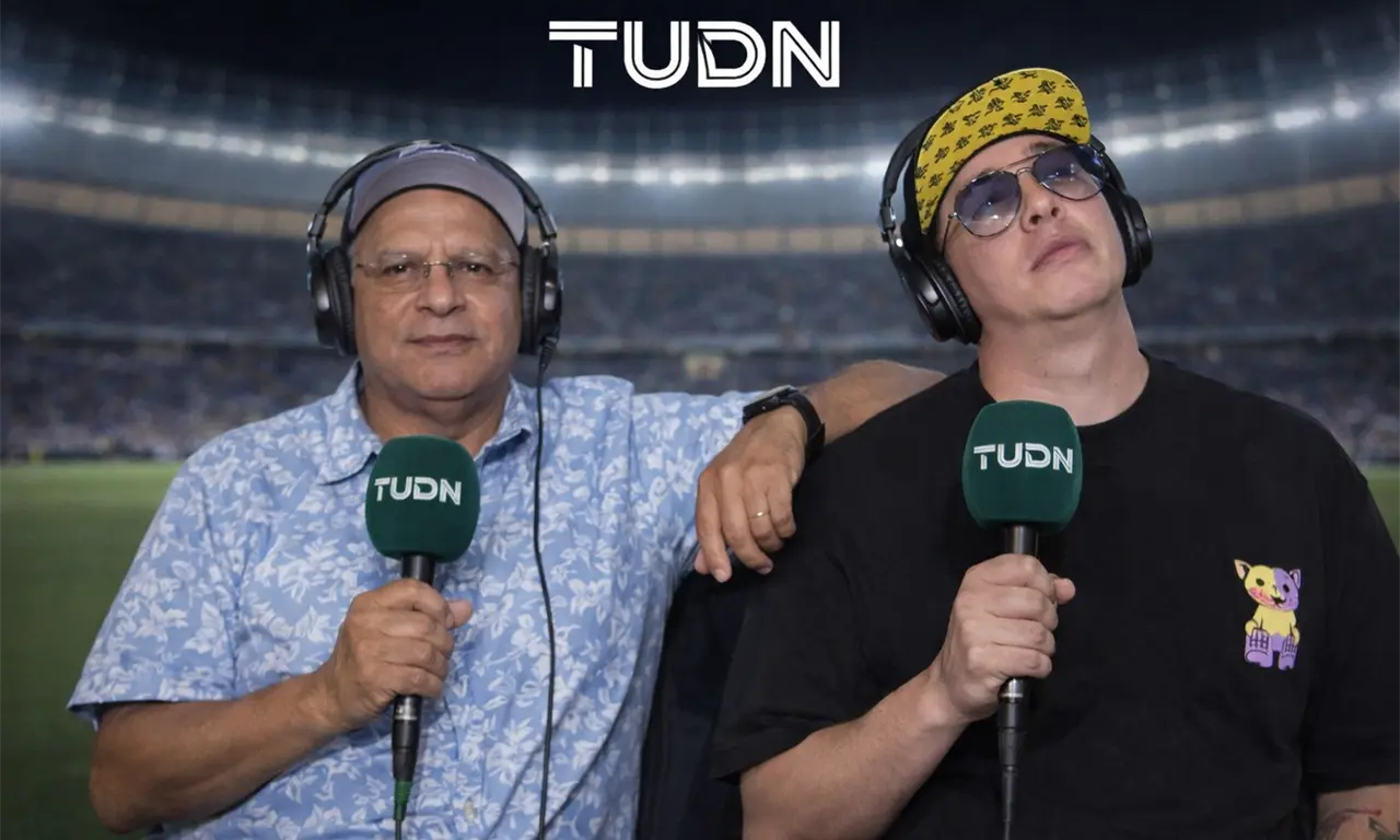  Gianni y Rulo generaron polémica entre la afición durante el clásico capitalino. 