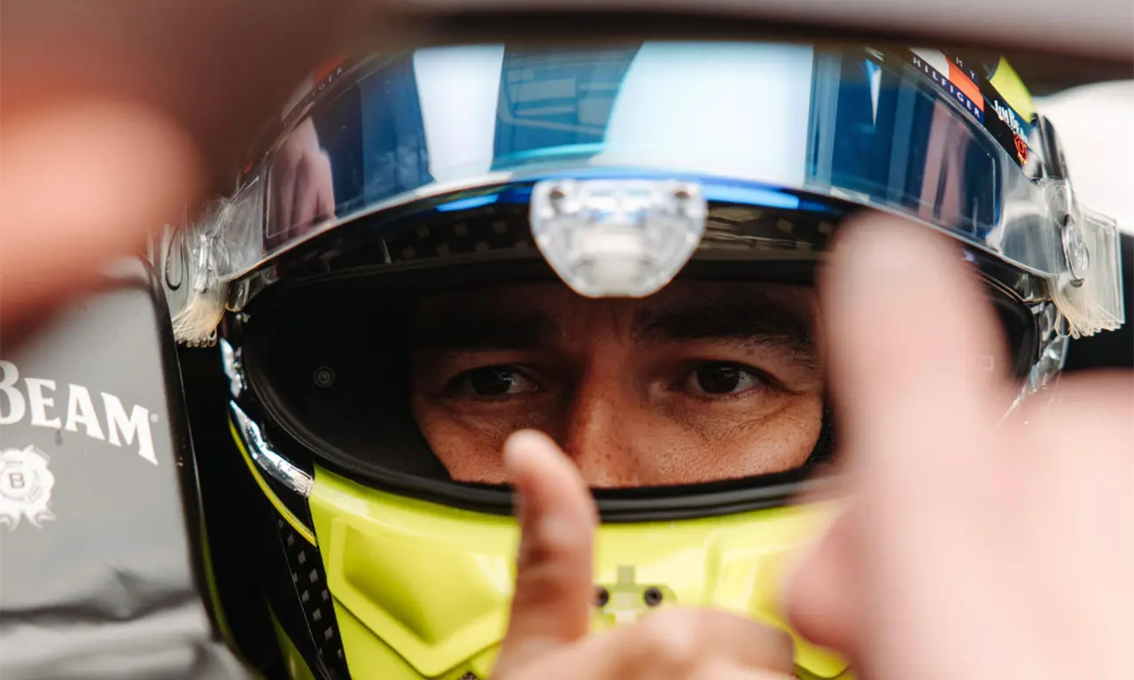  El mexicano terminó P15 en Shanghái tras un fin de semana complicado. 