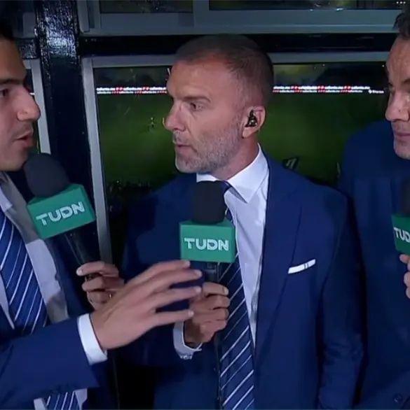 Aficionados opinan sobre la Transmisi&oacute;n de TUDN en Pumas vs Cruz Azul