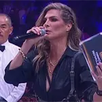 Revientan a Montserrat Oliver por su participaci&oacute;n en Ring Royale