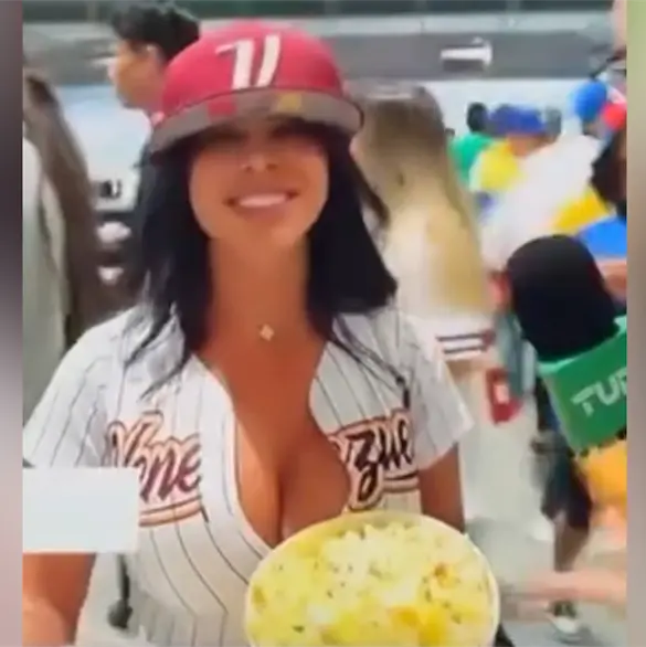 &iexcl;Las im&aacute;genes que todos buscan! Ella es Leidys Ortiz, la fan de Venezuela
