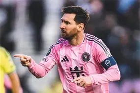 Llega a 900 goles: Messi hace m&aacute;s grande su legado