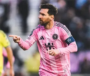 Llega a 900 goles: Messi hace m&aacute;s grande su legado