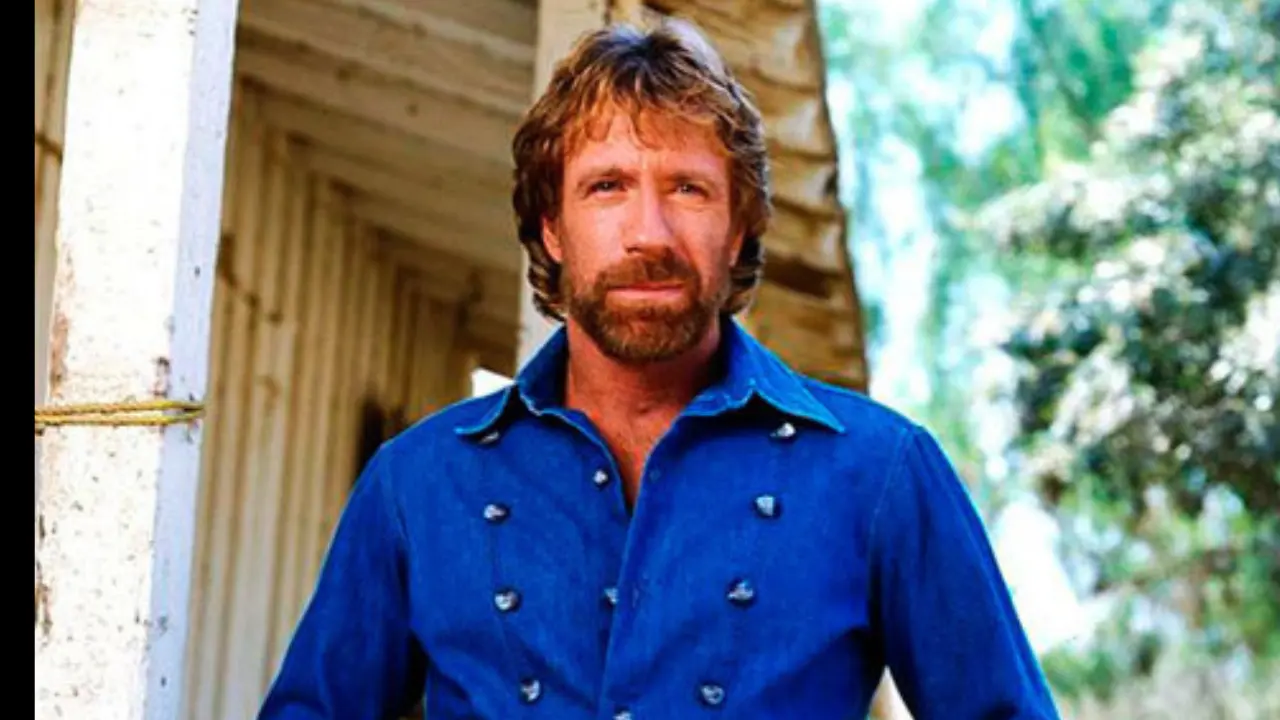  Muere Chuck Norris a los 86 años 