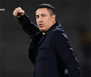 Respaldo total de jugadores de Pumas a Efra&iacute;n Ju&aacute;rez por festejo pol&eacute;mico