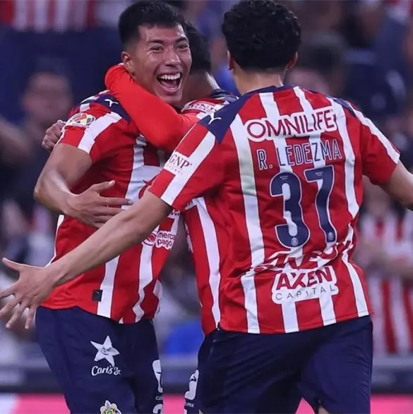 &iquest;Invasi&oacute;n de Chivas? Las im&aacute;genes del BBVA que lo confirmar&iacute;an