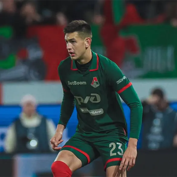 C&eacute;sar Montes reaparece en Lokomotiv con gol y festejo mexicano