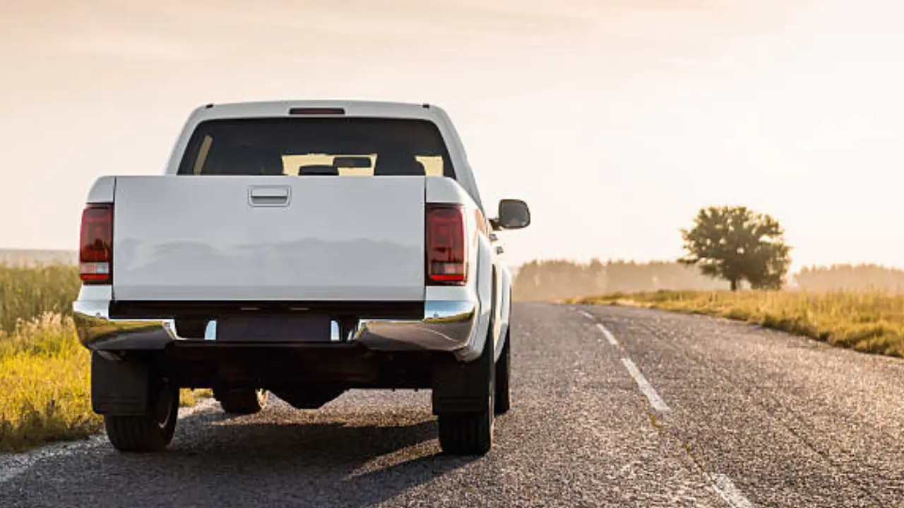  Una práctica común en carretera podría costarte caro… y pocos lo saben. 