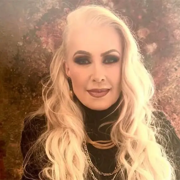 ¿Expulsión para Laura Zapata? La acusan de racismo contra ´El Divo´ ¿Expulsión para Laura Zapata? La acusan de racismo contra ´El Divo´