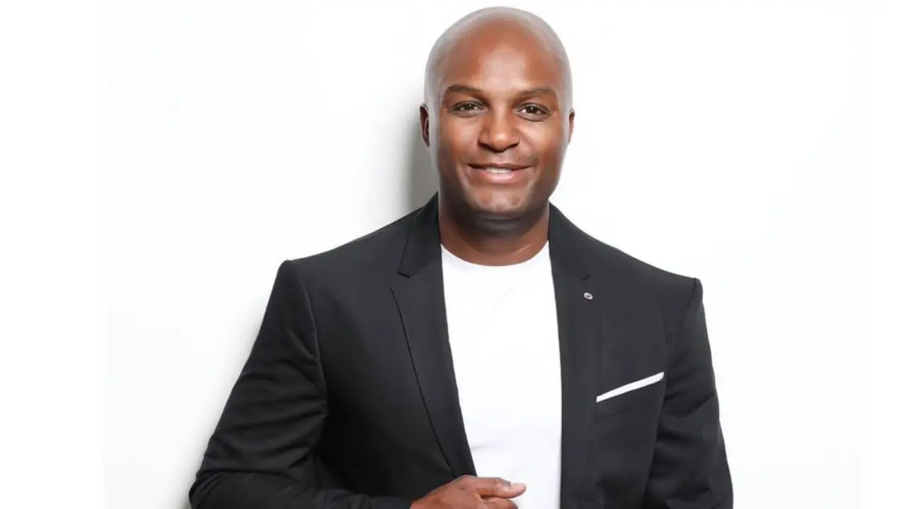  Tras una década de pleitos legales, el exfutbolista del América y la conductora llegaron a un acuerdo por la pensión de su hijo. 