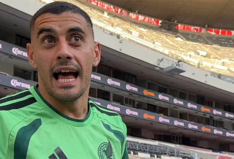 Aficionados consideran que los seleccionados nacionales fueron obligados a mostrar asombro al conocer el nuevo Estadio Azteca. Aficionados consideran que los seleccionados nacionales fueron obligados a mostrar asombro al conocer el nuevo Estadio Azteca.