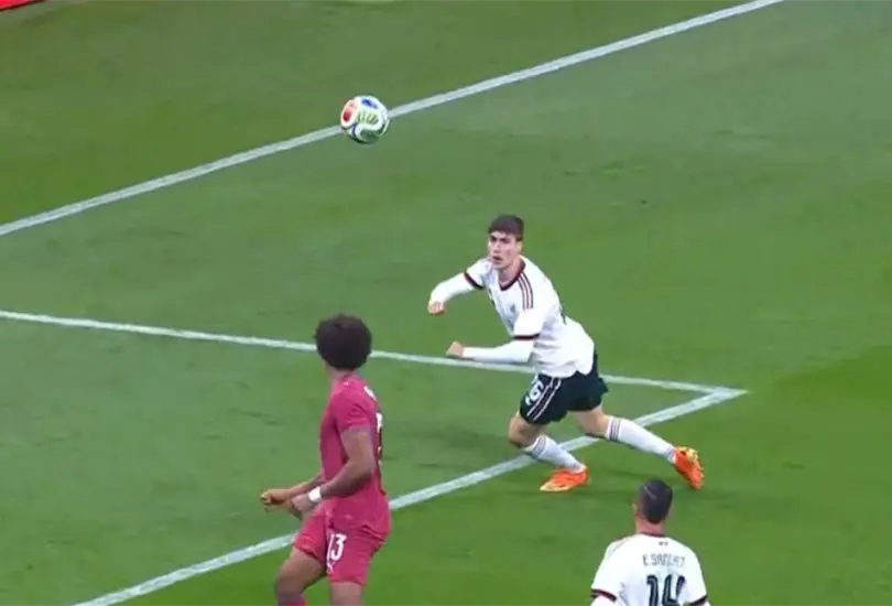 Armando ‘Hormiga’ González ingresó de cambio ante Portugal en el Estadio Azteca y rozó el gol del triunfo para la Selección Mexicana.