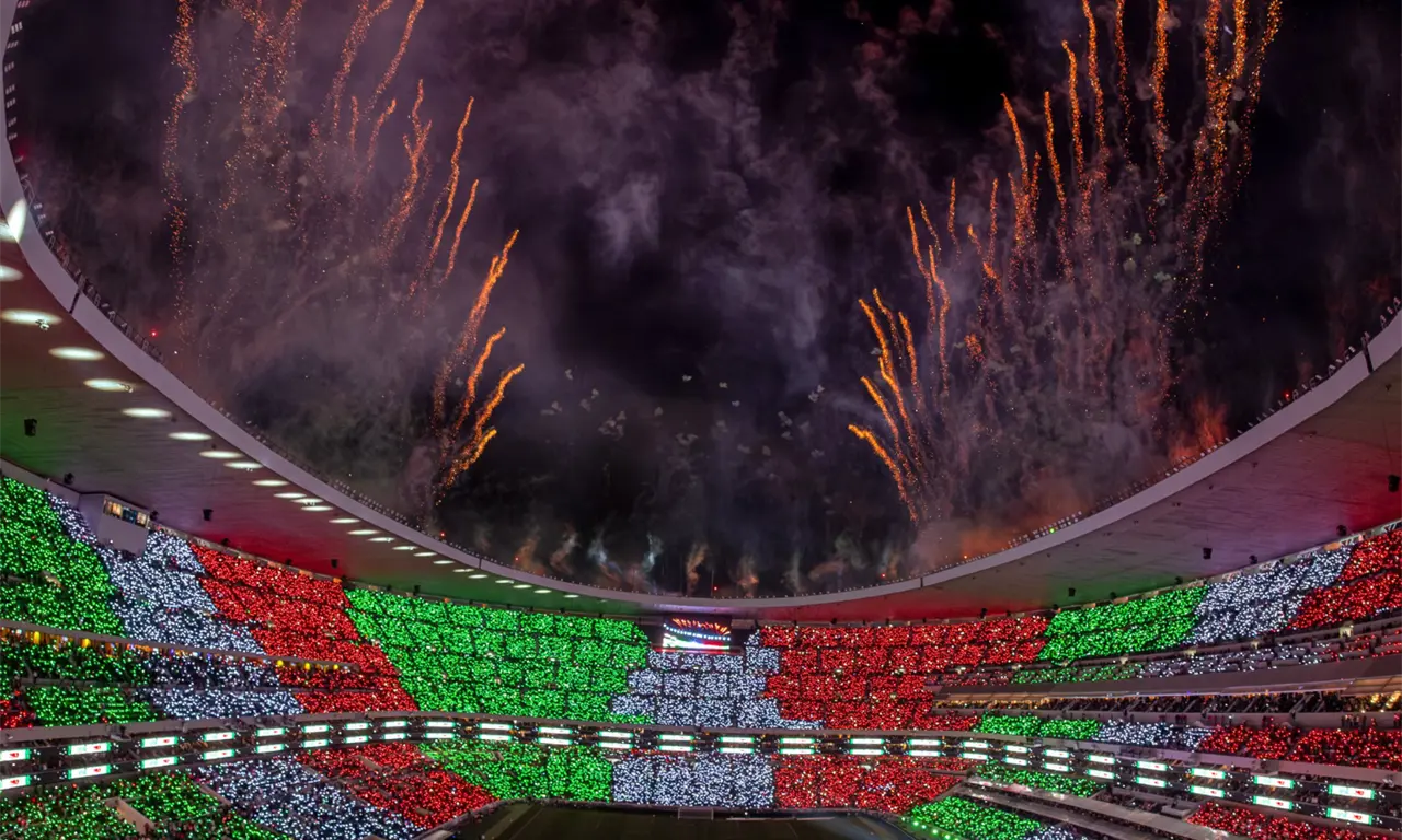  Agentes de la SSC-CDMX realizaron un operativo en el Estadio Azteca y arrestaron a 18 personas por reventa de boletos. 