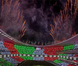 Revendedores detenidos afuera del Azteca