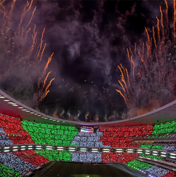 Revendedores detenidos afuera del Azteca Revendedores detenidos afuera del Azteca