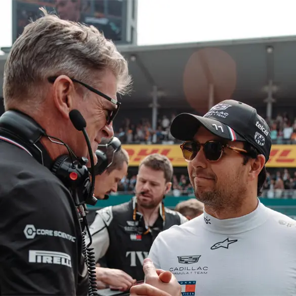 ¡Carrera difícil para Checo en Japón! ¡Carrera difícil para Checo en Japón!