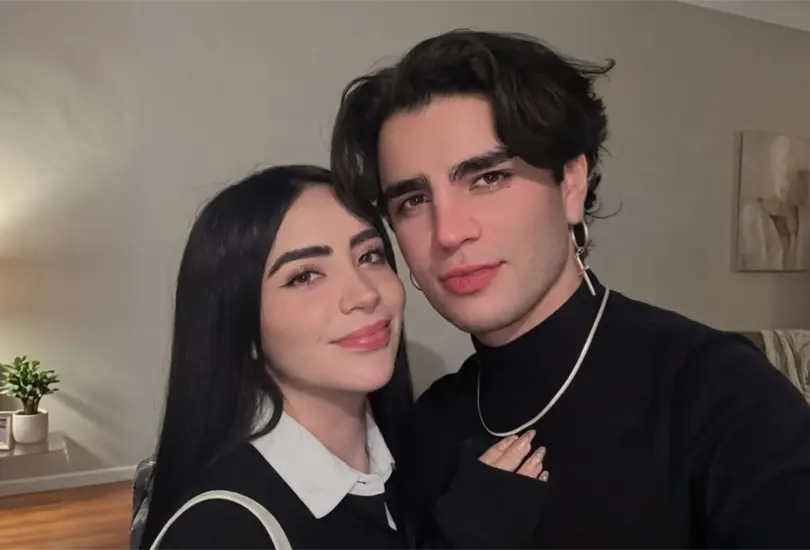 Aar&oacute;n Mercury y Amaranta