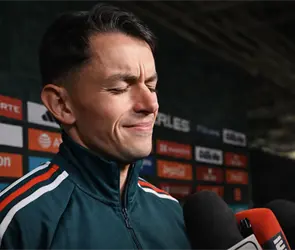 "Esa pregunta no va": Fidalgo responde inc&oacute;modo a reportero