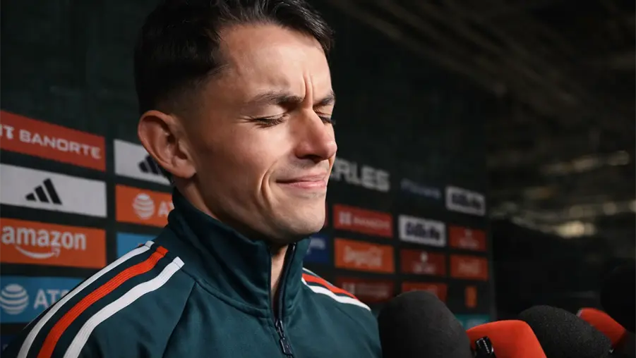 "Esa pregunta no va": Fidalgo responde inc&oacute;modo a reportero