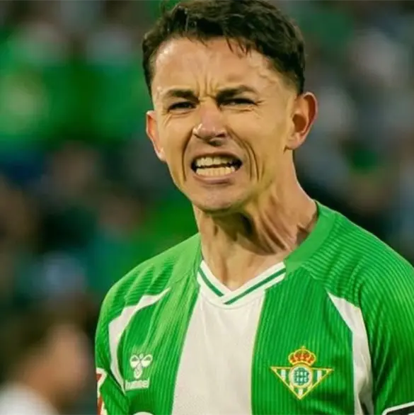 ¿Debe ir al Mundial? Fidalgo pierde la titularidad en Betis tras fecha FIFA ¿Debe ir al Mundial? Fidalgo pierde la titularidad en Betis tras fecha FIFA