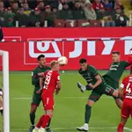 El Tri sonr&iacute;e: Montes goleador rumbo al Mundial