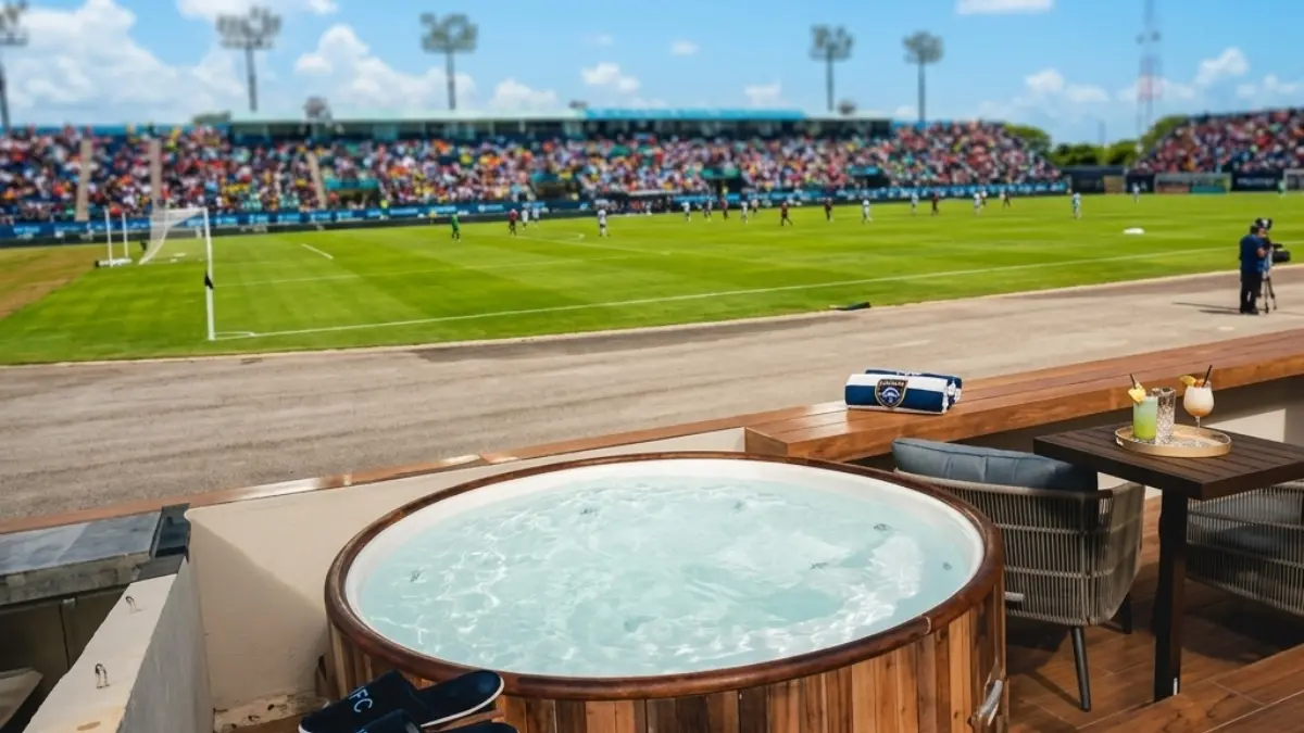  Cancún FC le agregó lujo a las tribunas del Andrés Quintana Roo 