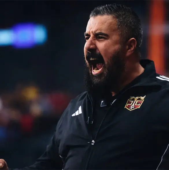 ¿Mucho ruido y pocas nueces? Álvaro Morales fracasa en su debut como DT ¿Mucho ruido y pocas nueces? Álvaro Morales fracasa en su debut como DT