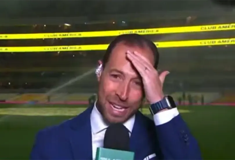 Lo mejores memes del ba&ntilde;o de Mauricio Ymay en Cl&aacute;sico Joven