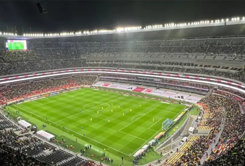 ¿Sold out? El Azteca no lucía lleno y deja más dudas que certezas ¿Sold out? El Azteca no lucía lleno y deja más dudas que certezas