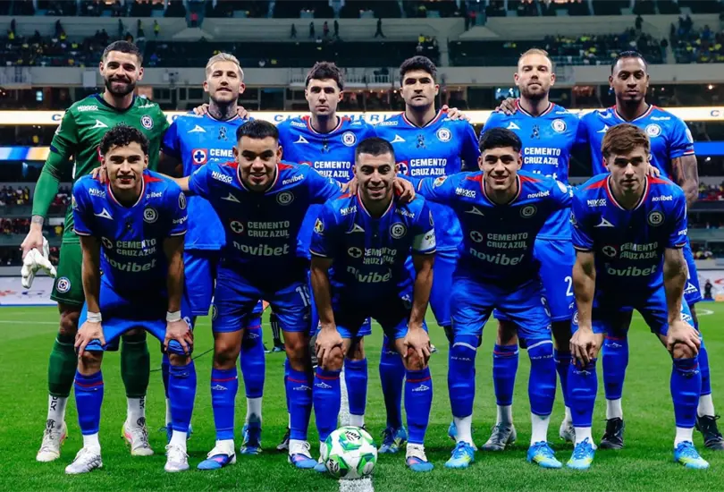Jugadores de Cruz Azul se quejaron por la falta de agua caliente en el vestidor visitante del Banorte. Jugadores de Cruz Azul se quejaron por la falta de agua caliente en el vestidor visitante del Banorte.