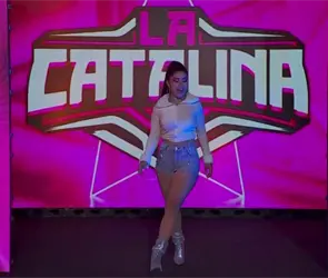 La Catalina irrumpe en AAA y desaf&iacute;a a Lady Flammer