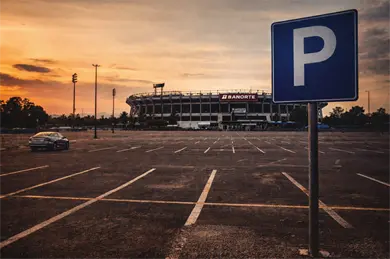 Baja el precio del estacionamiento en el Azteca... pero sigue caro Baja el precio del estacionamiento en el Azteca... pero sigue caro