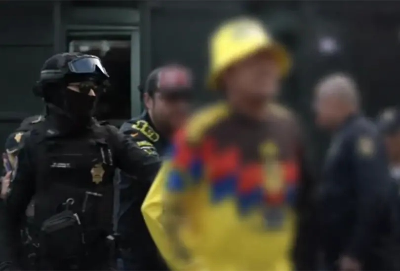 Detienen a m&aacute;s de 50 aficionados del Am&eacute;rica rumbo al estadio