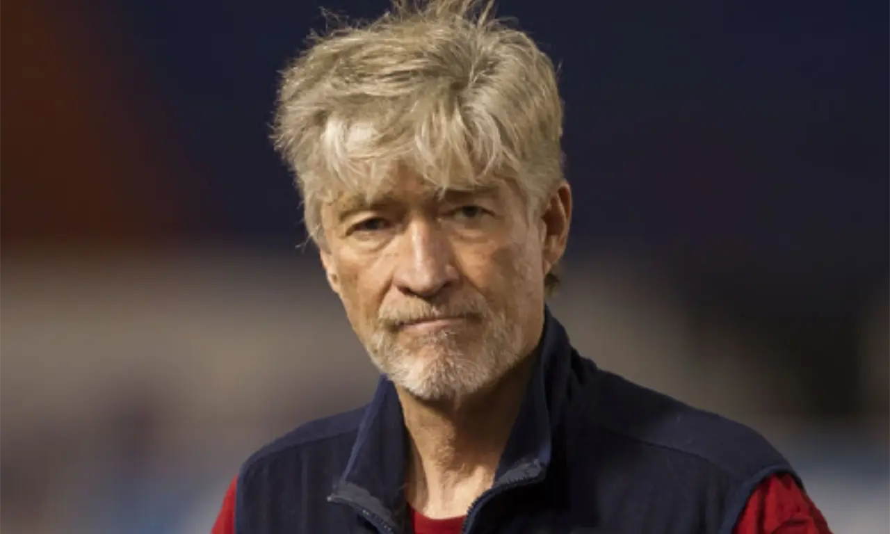  Alejandro “El Güero” Burillo Azcárraga, empresario y dirigente deportivo, dejó huella en el futbol mexicano y en el tenis con el Abierto de Acapulco. 