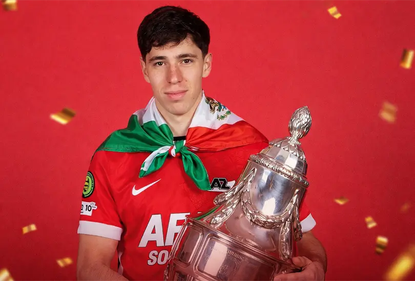 Mateo Ch&aacute;vez, campe&oacute;n en Europa con el AZ Alkmaar