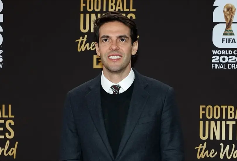 El brasile&ntilde;o conf&iacute;a en que el Milan recupere protagonismo con la presencia del delantero mexicano.