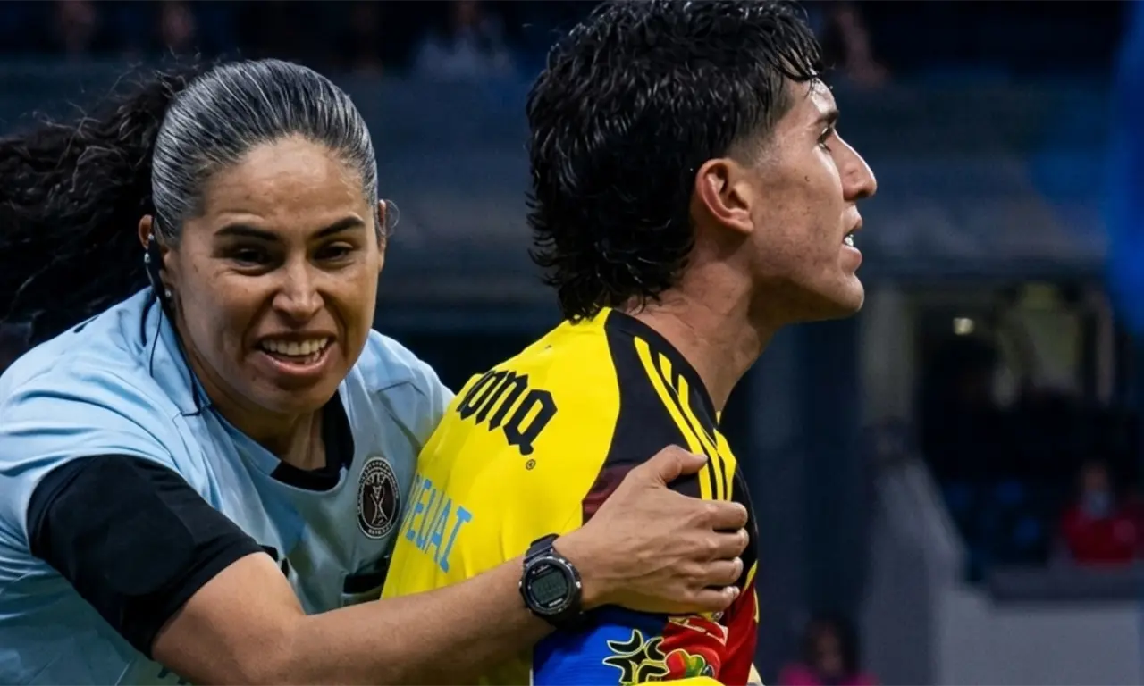  Tras su polémica actuación en el América vs Toluca, Karen Díaz no apareció en las designaciones arbitrales de la jornada 16. 