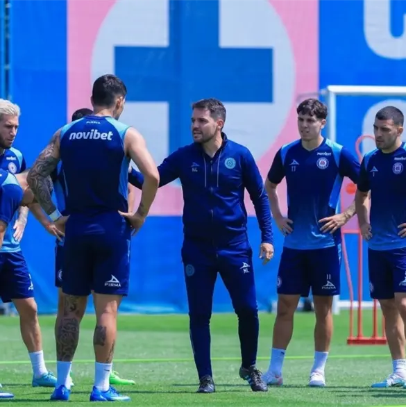 As&iacute; reaccionaron los jugadores de Cruz Azul al despido de Nicolas Larcam&oacute;n