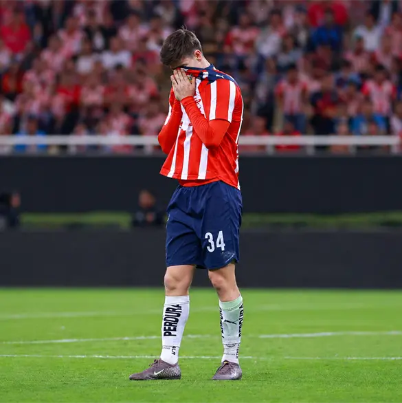 &iexcl;Chivas se desinfla! deja ir el liderato en la &uacute;ltima jornada