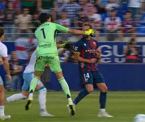 La agresi&oacute;n de Andrada, ex Liga MX, sacude Espa&ntilde;a