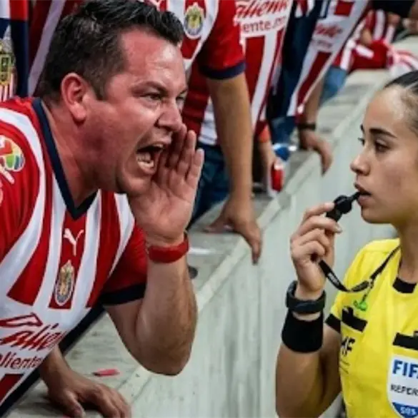 Reprobable, afici&oacute;n de Chivas se mete con Katia Itzel tras duelo vs Tijuana