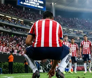 &iquest;Refuerzo inesperado? La alta que podr&iacute;a tener Chivas en liguilla