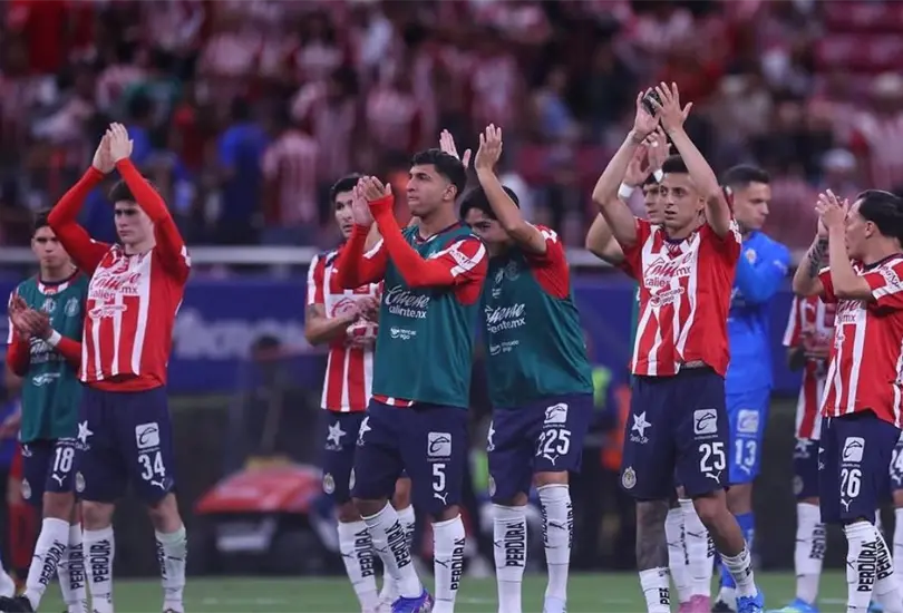 Chivas perder&iacute;a otro seleccionado