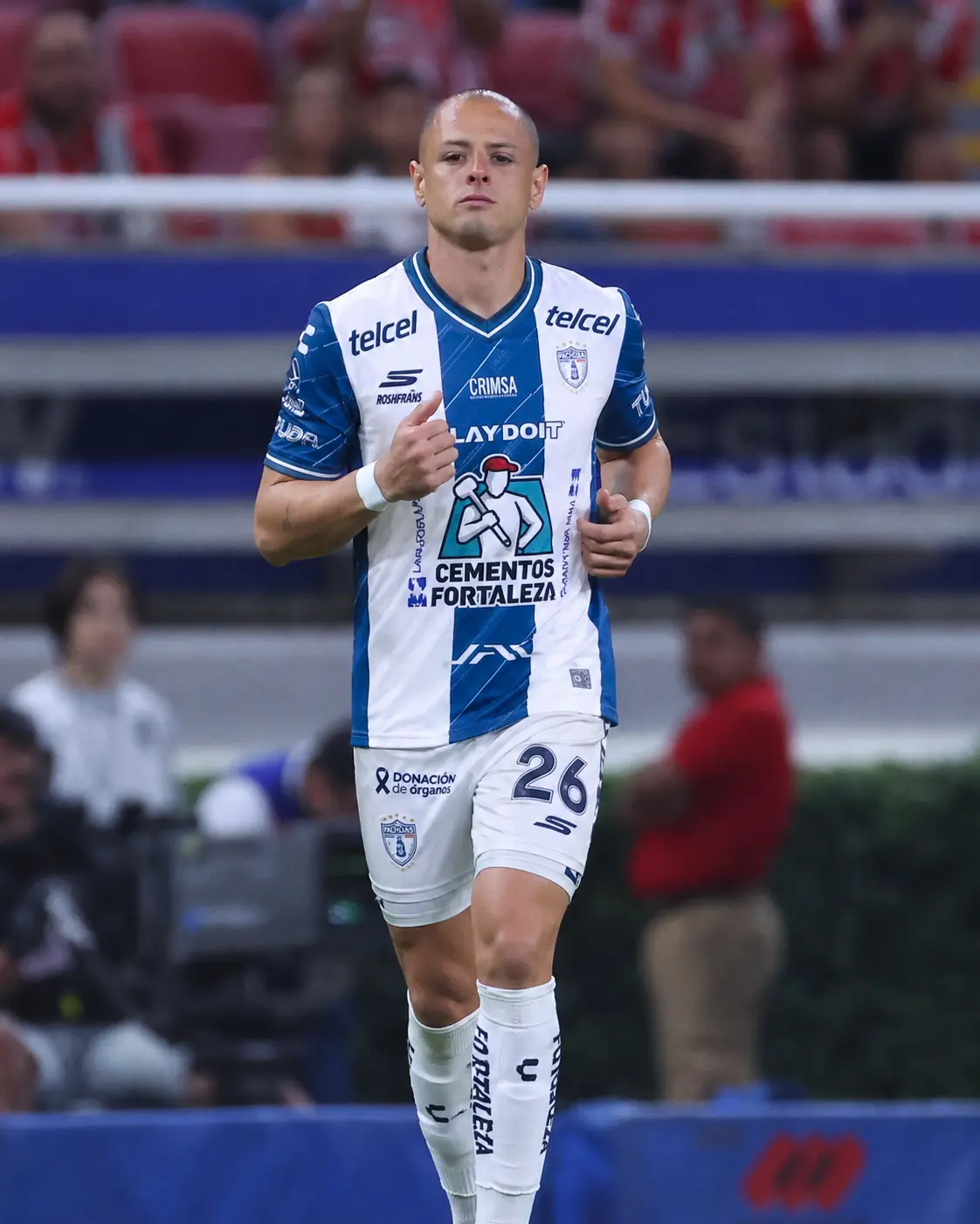 Pachuca: Chicharito en blanquiazul, ligado a la cantera y proyectos juveniles.
