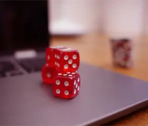 Casinos en l&iacute;nea como una forma de entretenimiento moderno