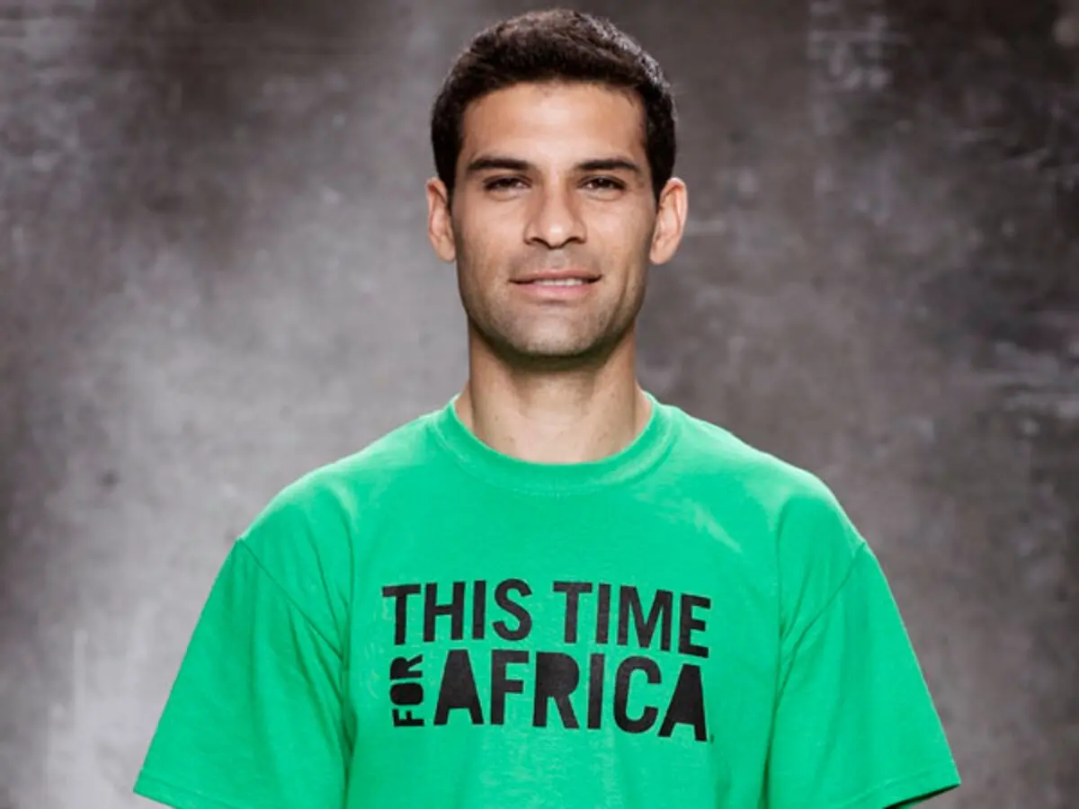M&aacute;rquez en el video Waka Waka de Shakira