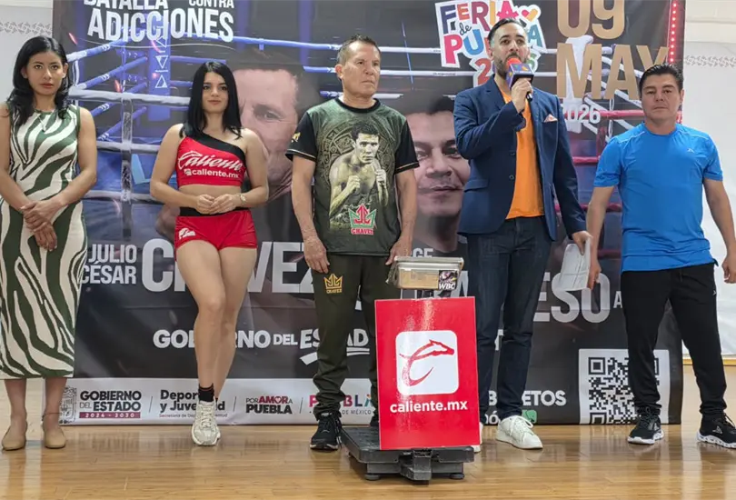 Ch&aacute;vez y Arce, dos leyendas del boxeo mexicano, se reencuentran en el ring poblano con boletos agotados.